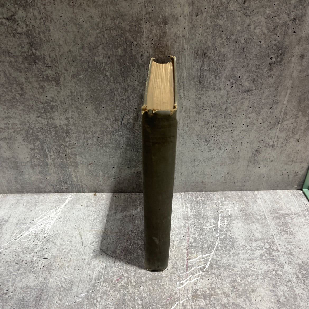 madame de pompadour a study in temperament book, by marcelle tinayre, 1926 Hardcover