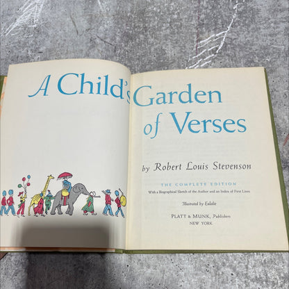 a child garden of verses book, by robert louis stevenson, 1961 Hardcover