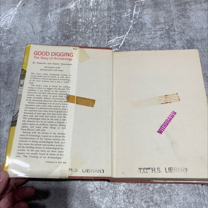 good digging the story of archaeology book, by dorothy and joseph samachson, 1960 Hardcover