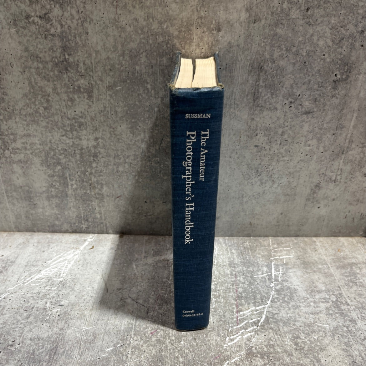 the amateur photographer's handbook book, by Aaron Sussman, 1973 Hardcover